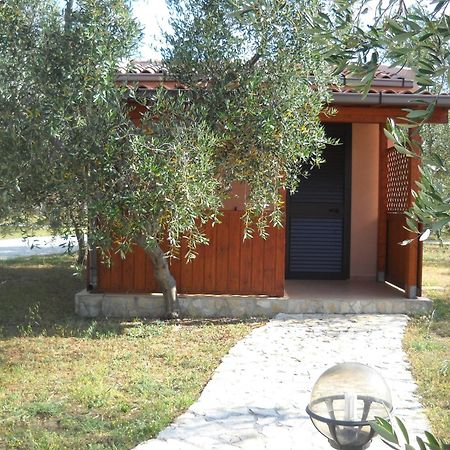 Santa Maria Villaggio Turistico Вьесте Экстерьер фото
